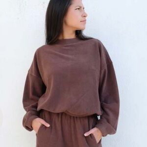 Le Bon Shoppe terry sweatshirt. EUC! Size M/L